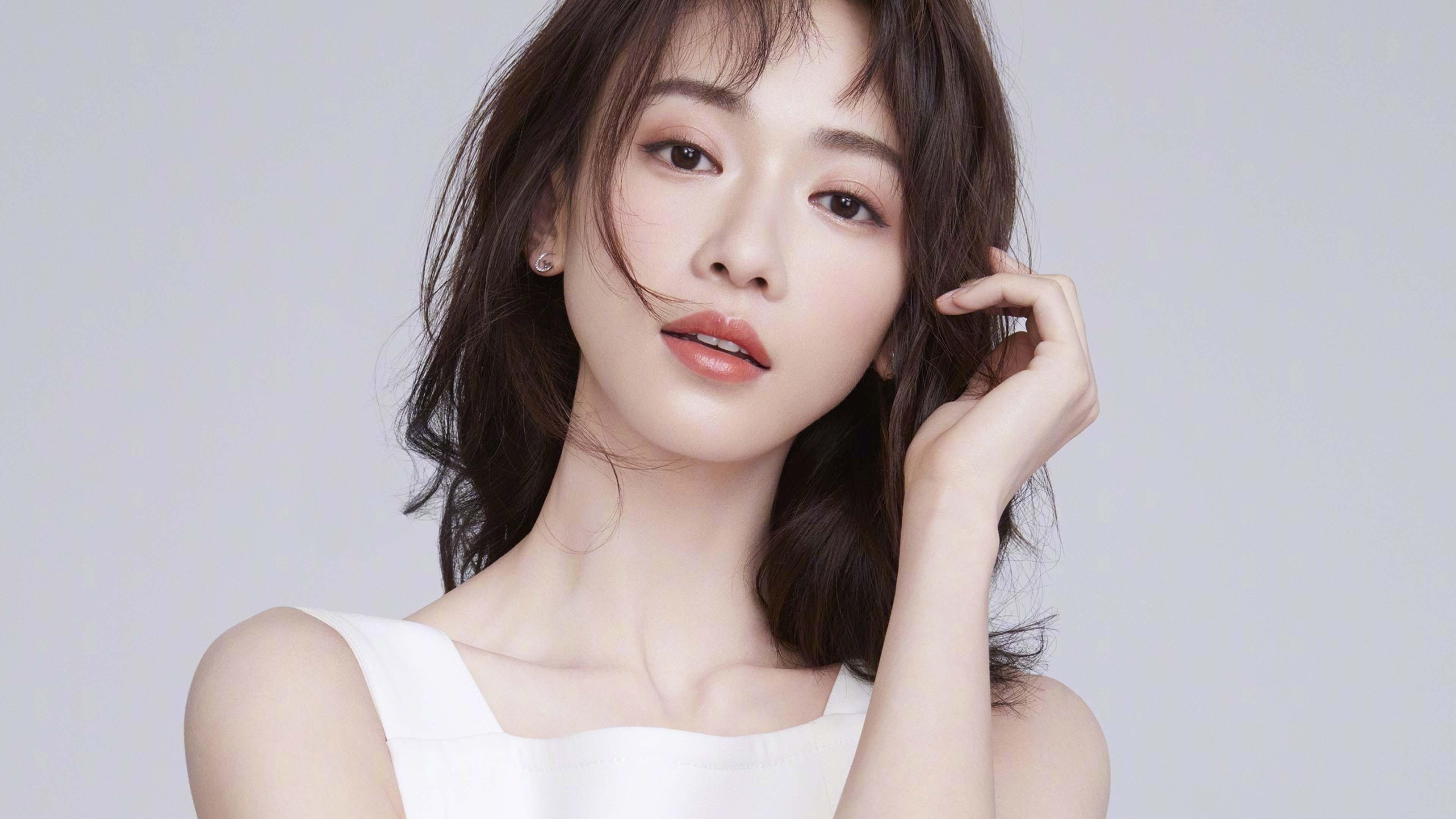 杨瀚森适应多种战术体系体现战术灵活性,杨瀚森篮球